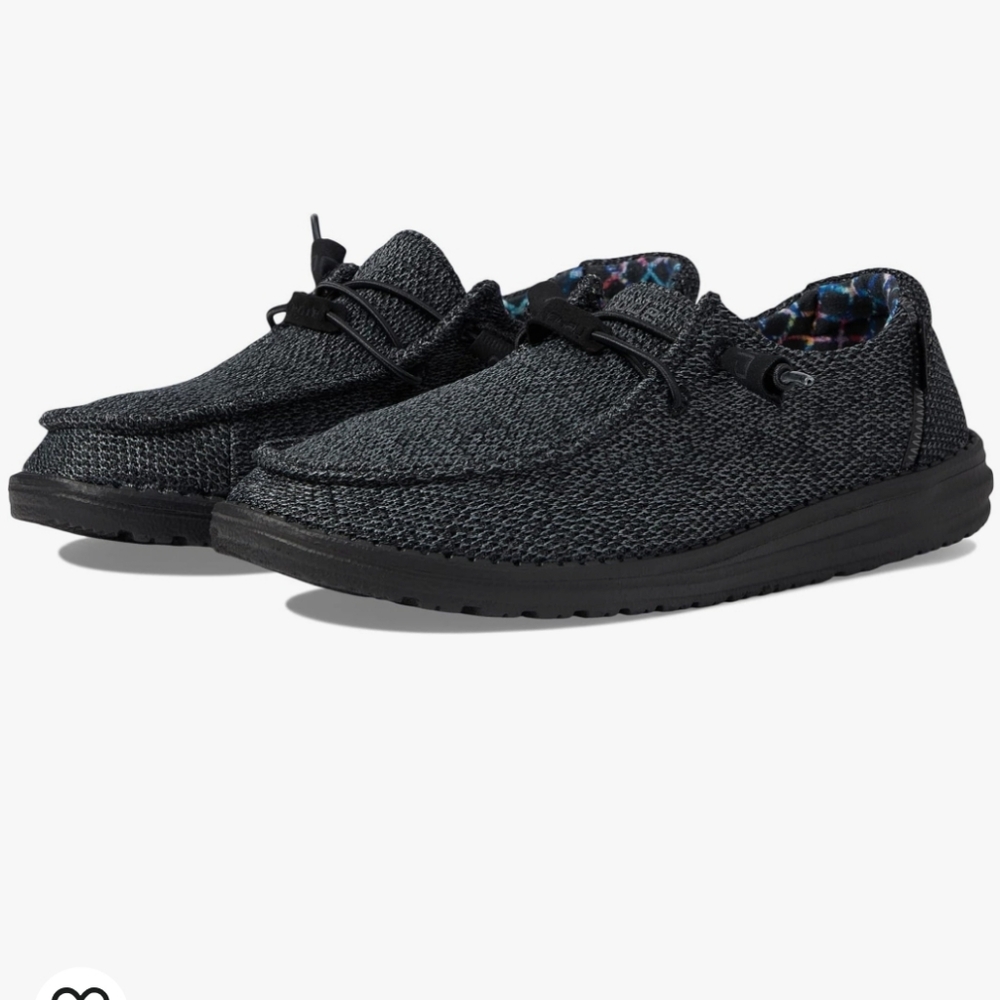 Womans light black Hey dudes size 10 New condition